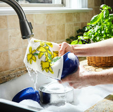 Load image into Gallery viewer, Daffodils Swedish Dishcloth