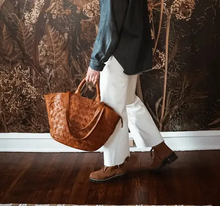 Load image into Gallery viewer, Bella Tote Cognac