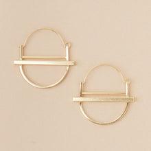 Load image into Gallery viewer, Saturn Earring