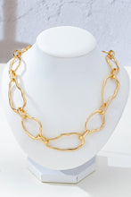 Load image into Gallery viewer, Sculpted Link Necklace