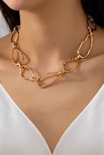 Load image into Gallery viewer, Sculpted Link Necklace