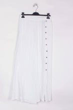 Load image into Gallery viewer, Button Leg Linen Trousers