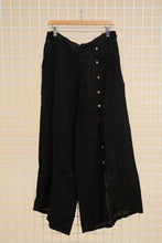 Load image into Gallery viewer, Button Leg Linen Trousers