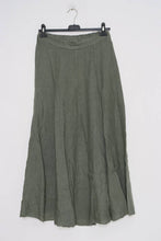 Load image into Gallery viewer, 100% Linen Skirt REF.8304: Charcoal Grey