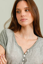 Load image into Gallery viewer, Button Top Blouse