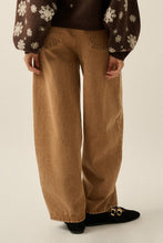 Load image into Gallery viewer, Acid-Wash Denim Low-Rise Wide-Leg Barrel Jeans