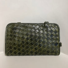 Load image into Gallery viewer, Raina Clutch/Crossbody/Wallet Olive