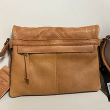 Load image into Gallery viewer, Luca Crossbody Tan