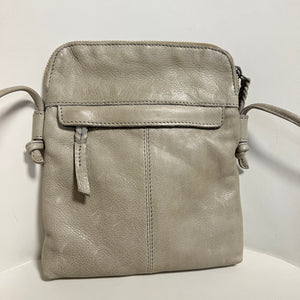 Ezra Crossbody Pistachio