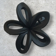 Load image into Gallery viewer, Cut Out Plumeria Hair Claws Clips
