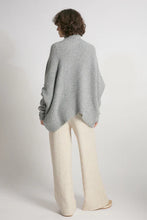 Load image into Gallery viewer, Notch Knit Pullover