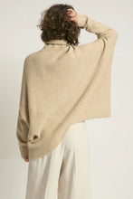Load image into Gallery viewer, Notch Knit Pullover