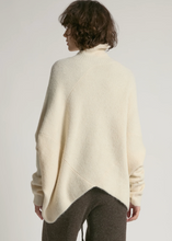 Load image into Gallery viewer, Notch Knit Pullover