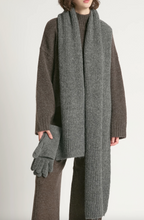 Load image into Gallery viewer, Wool Blend Rib Knit Scarf