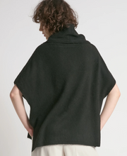 Load image into Gallery viewer, Flowy Neck Vest