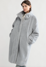 Load image into Gallery viewer, Shearling Stand Collar Coat