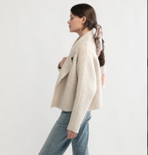 Load image into Gallery viewer, Flap Collar Crop Cardigan