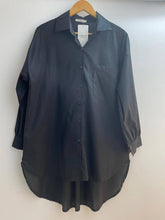 Load image into Gallery viewer, 21251 one size long shirt: Unique / Black