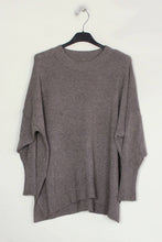 Load image into Gallery viewer, REF. 9211 sweater: Royal blue / Unique