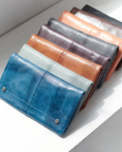 Load image into Gallery viewer, Terry Wallet Camel