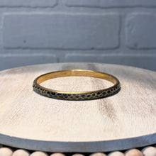 Load image into Gallery viewer, Thin Snakeskin Bangle