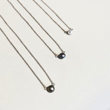 Load image into Gallery viewer, Dainty Pearl Pendant Necklace