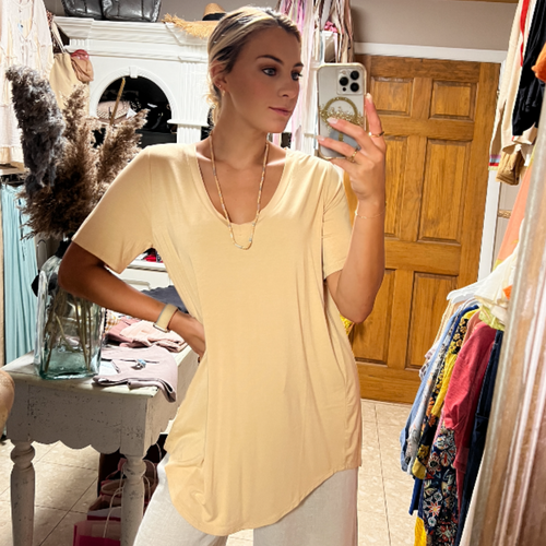 V-Neck Tee Tan